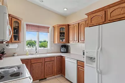 29 Hunters Run, North Providence, RI 02904 - Photo 13
