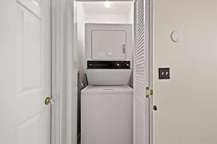10 East St, Providence, RI 02906 - Photo 33