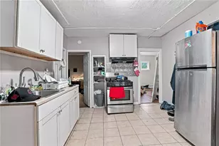 49 Steuben St, Providence, RI 02909 - Photo 31
