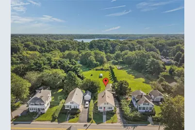 520 Middle Highway, Barrington, RI 02806 - Photo 41