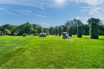 520 Middle Highway, Barrington, RI 02806 - Photo 31