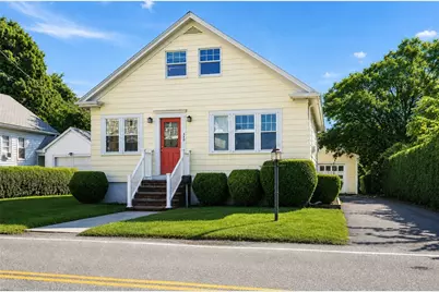 520 Middle Highway, Barrington, RI 02806 - Photo 1