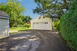 520 Middle Hwy, Barrington, RI 02806 - Photo 35