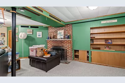 210 Dorman Avenue, North Providence, RI 02904 - Photo 27