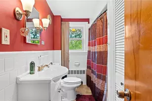 210 Dorman Ave, North Providence, RI 02904 - Photo 7