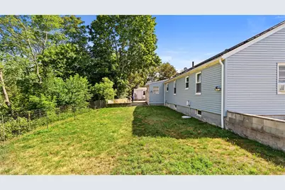 210 Dorman Avenue, North Providence, RI 02904 - Photo 29