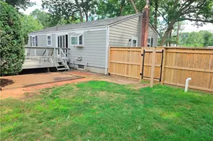 7 Cole Ave, Warwick, RI 02886 - Photo 33