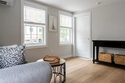 43 Franklin Street #4, Newport, RI 02840 - Photo 9