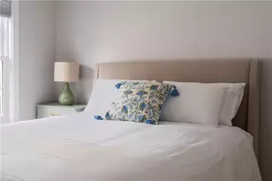 43 Franklin St, Newport, RI 02840 - Photo 5