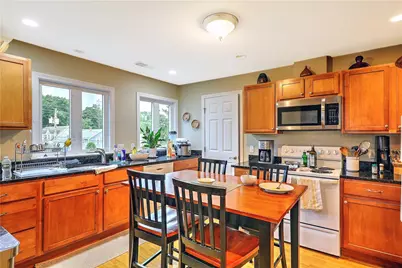 185 Washington Road, Barrington, RI 02806 - Photo 23