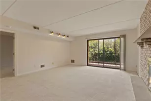 650 E Greenwich Ave, West Warwick, RI 02893 - Photo 15