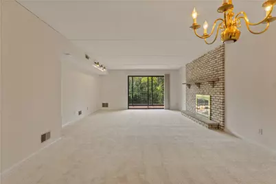650 East Greenwich Avenue #5-405, West Warwick, RI 02893 - Photo 9