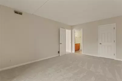 650 Greenwich Avenue #5-405, West Warwick, RI 02893 - Photo 23