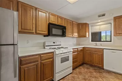 650 East Greenwich Avenue #5-405, West Warwick, RI 02893 - Photo 5
