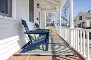 4 Gladding Ct, Newport, RI 02840 - Photo 3