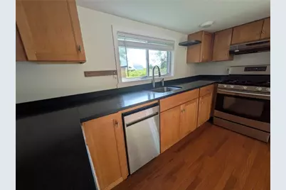 15 N Water Street, Portsmouth, RI 02871 - Photo 15