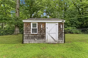 15 Clay Ln, Westerly, RI 02891 - Photo 11