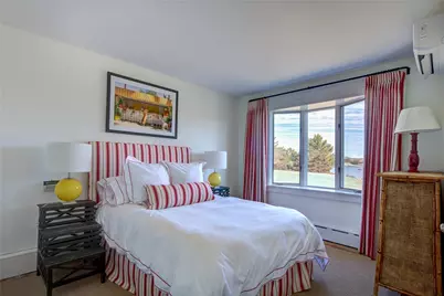 6 Price's Cove Avenue, Newport, RI 02840 - Photo 31