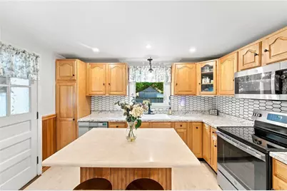 266 Morse Avenue, Warwick, RI 02886 - Photo 3