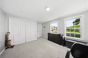 78 Riverside Dr, South Kingstown, RI 02879 - Photo 9