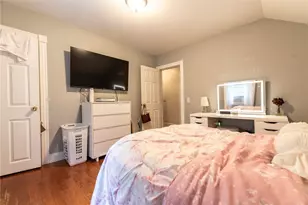 14 South Larchmont Ave, North Providence, RI 02911 - Photo 19