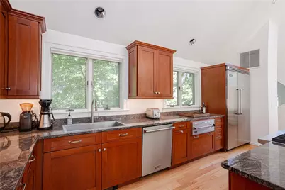 72 Ledge Road, Jamestown, RI 02835 - Photo 5