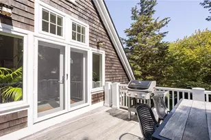72 Ledge Rd, Jamestown, RI 02835 - Photo 31