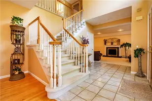 38 Mark Dr Dr, Lincoln, RI 02865 - Photo 13