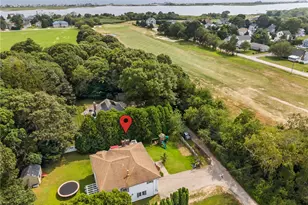4 Nantucket Ave, Westerly, RI 02891 - Photo 7