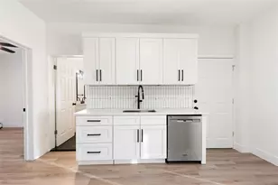 191 Nashua St, Providence, RI 02904 - Photo 5