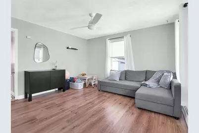 63 W Cole Street, Pawtucket, RI 02860 - Photo 17