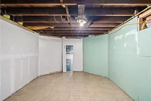 197 Althea St, Providence, RI 02909 - Photo 29
