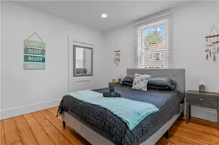 13 Sherman St, Newport, RI 02840 - Photo 19