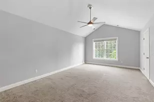 102 Hunting Hill Dr, Cumberland, RI 02864 - Photo 21
