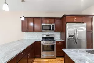 102 Hunting Hill Dr, Cumberland, RI 02864 - Photo 9