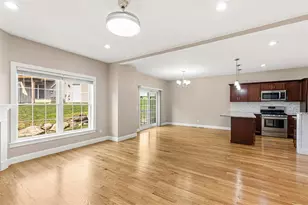 102 Hunting Hill Dr, Cumberland, RI 02864 - Photo 13