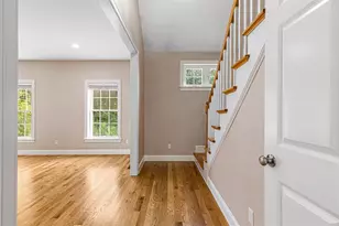 102 Hunting Hill Dr, Cumberland, RI 02864 - Photo 17