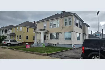904 Newport Avenue, Pawtucket, RI 02861 - Photo 1