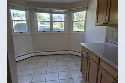 60 Saddle Green #B, North Providence, RI 02904 - Photo 9