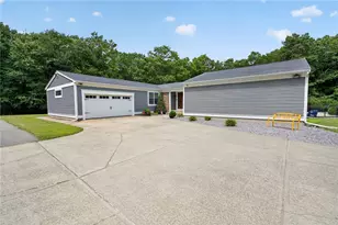 884 Reynolds Rd, Glocester, RI 02814 - Photo 3