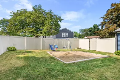 26 Legion Avenue, Cumberland, RI 02864 - Photo 35