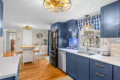 26 Legion Avenue, Cumberland, RI 02864 - Photo 5