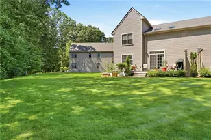 80 Conley Ave, Cranston, RI 02921 - Photo 37