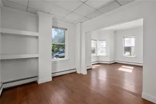 294 Admiral St, Providence, RI 02908 - Photo 9