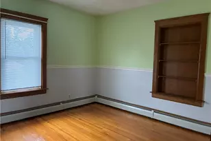56 Hatfield St, Pawtucket, RI 02861 - Photo 9