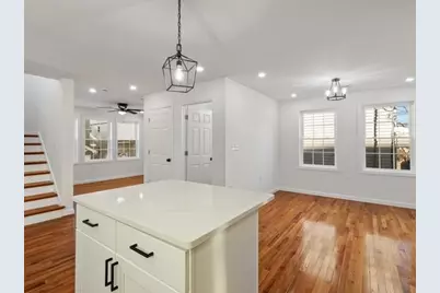 24 St James Street #1, Providence, RI 02907 - Photo 3