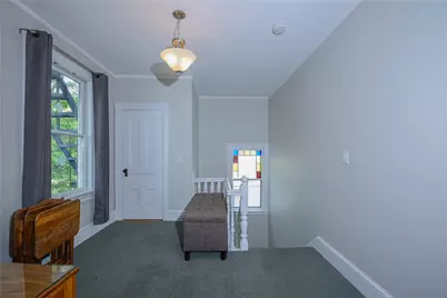 22 Carroll Avenue, Newport, RI 02840 - Photo 3