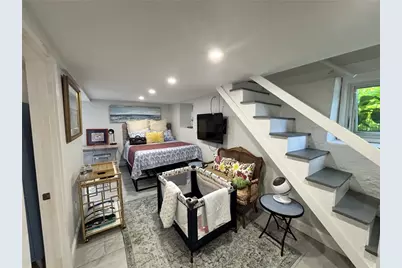 36 Grafton Street, Newport, RI 02840 - Photo 15