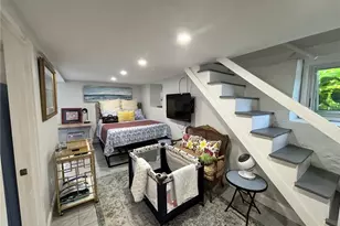 36 Grafton St, Newport, RI 02840 - Photo 15