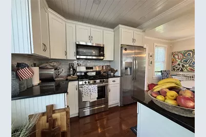 36 Grafton Street, Newport, RI 02840 - Photo 13